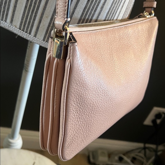 🛑 1 hour sale. Kate Spade, ♠️ Blush Crossbody Purse - Picture 11 of 12